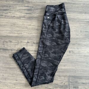 Powerhold Fabletics Leggings Womens S Black Gray Camouflage Athletic Yoga EUC